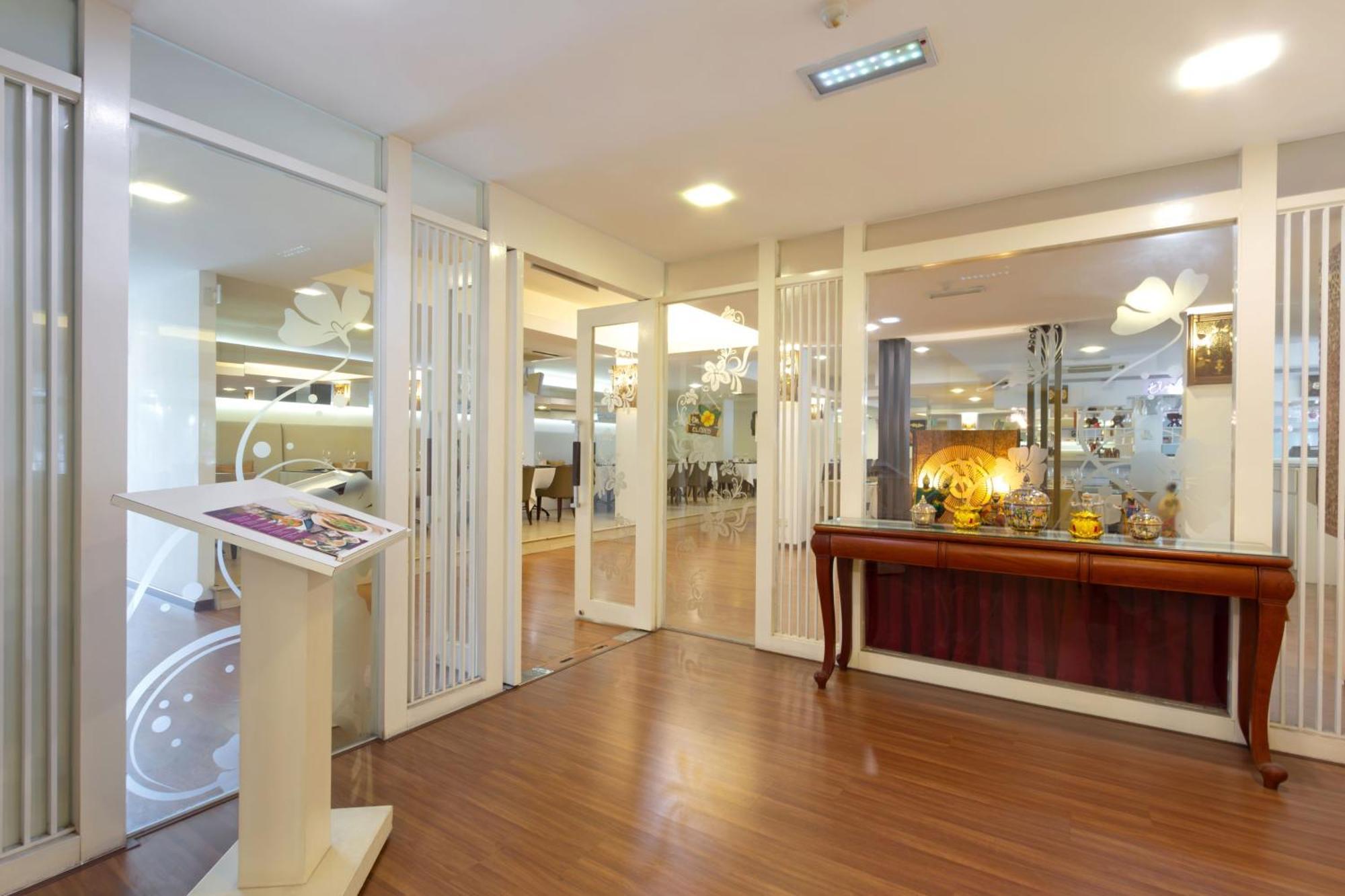 Kings Hotel Melaka Ngoại thất bức ảnh